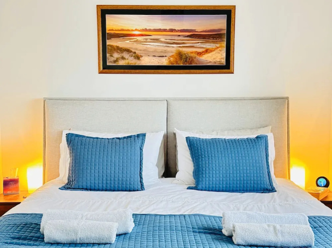 House, Pentire, Newquay, Near Beaches With Parking