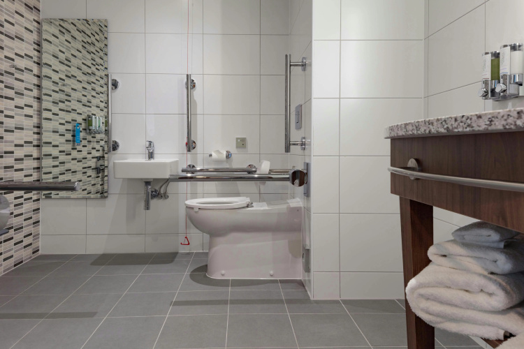Hampton by Hilton Edinburgh Airport photo 9