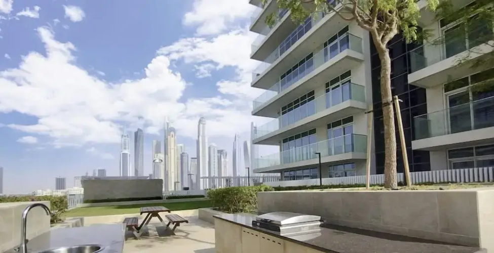 LUX  Luxury Sunrise Beachfront Suite 2