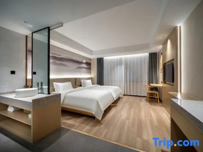 Premium Twin room