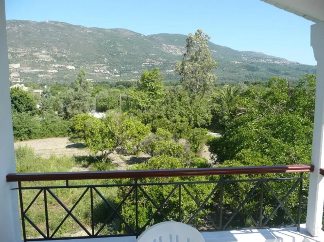 Apartment with mountain view