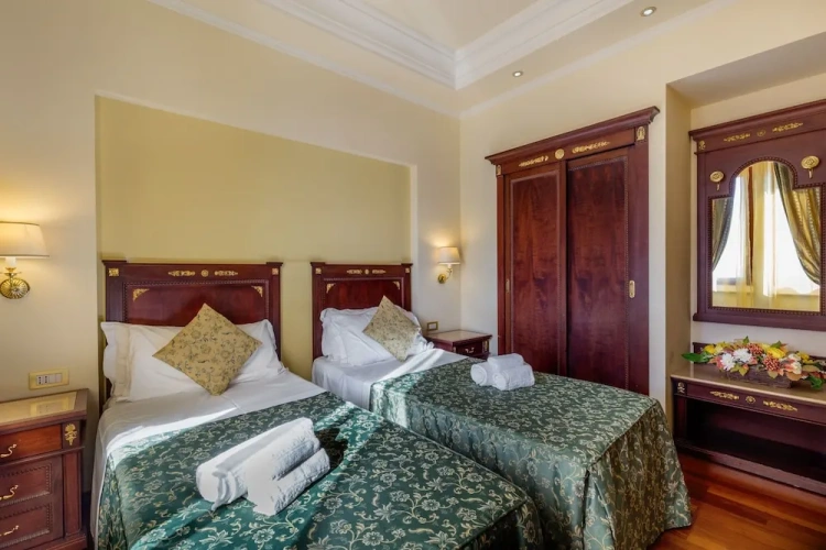 Triple room