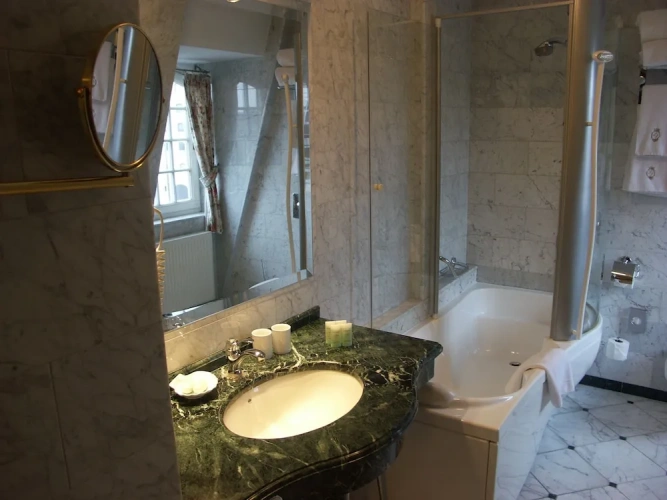 Deluxe Double room with canal view