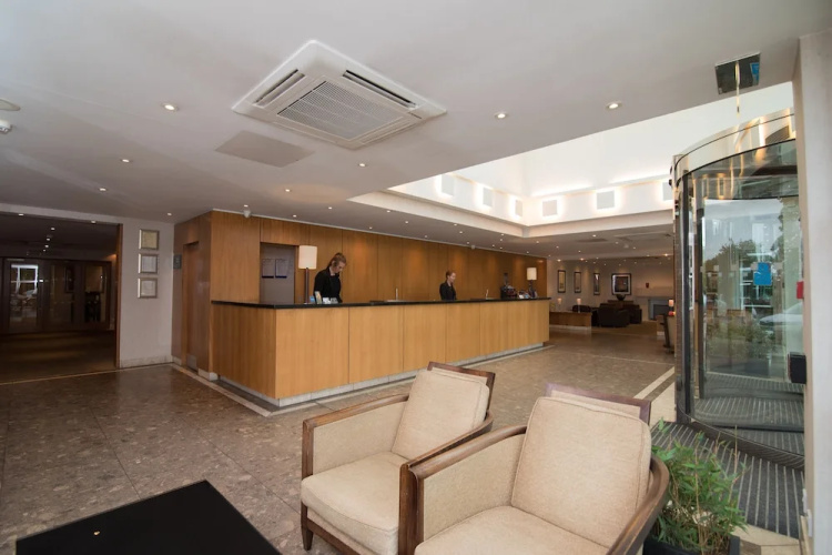 Regency Park Hotel