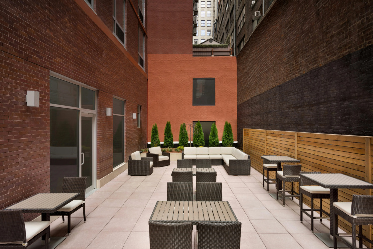 Hilton Garden Inn New York Times Square South photo 26