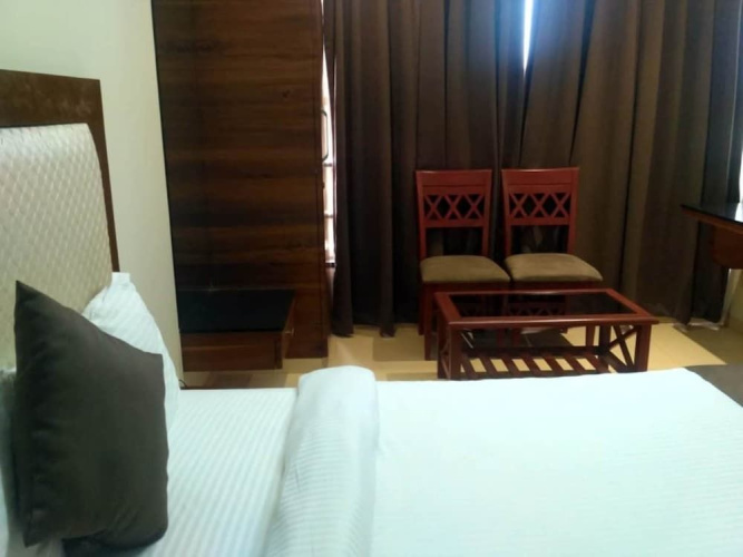 Hotel Maval Grand