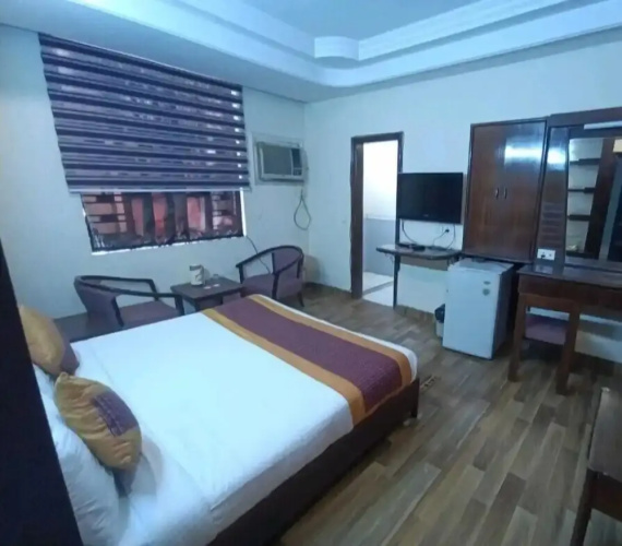 Hotel Classic Karol Bagh