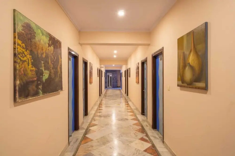 Hotel V Inn