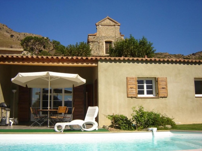 4 Bedrooms Superior Villa