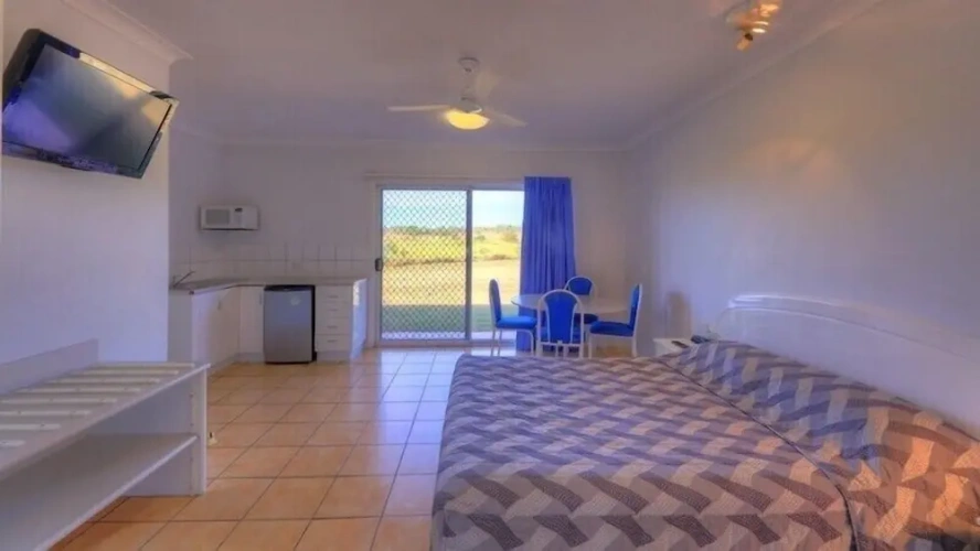 Standard Double room with view