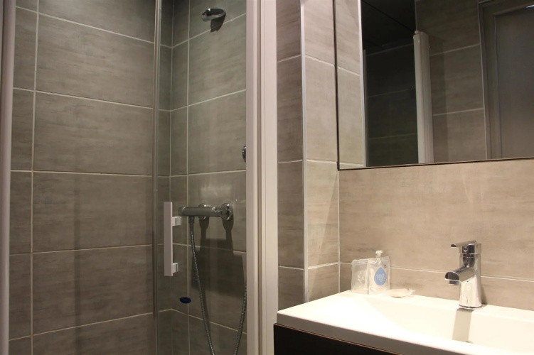 Hotel Kyriad Vichy Spa Cinq Mondes