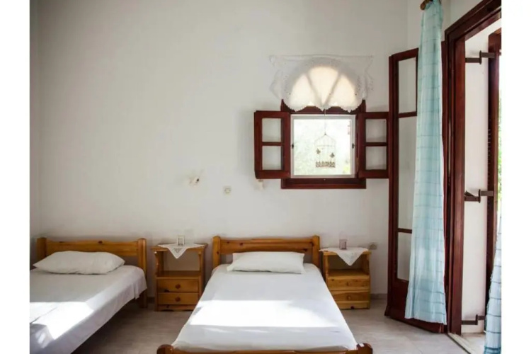 Areti Orfeas Apartment 3