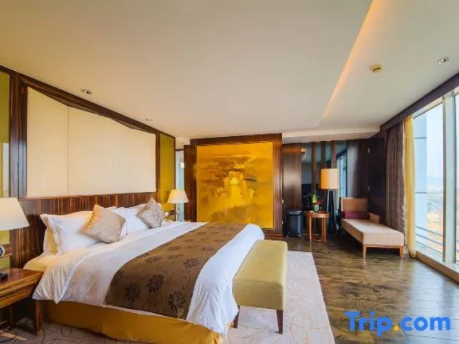 1 Bedroom Suite