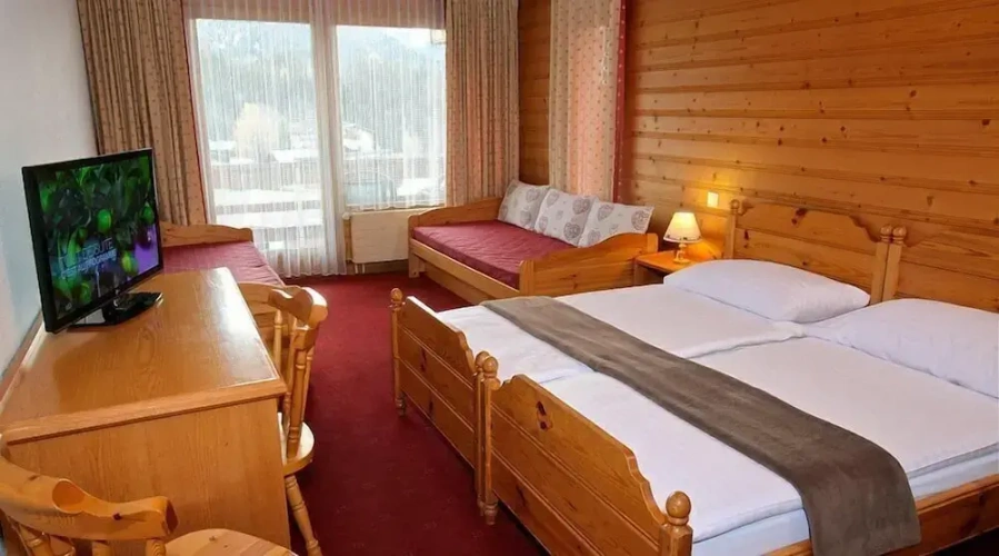 Comfort Quadruple room with balcony