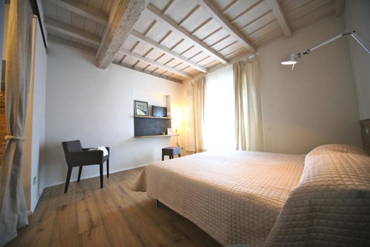 Deluxe Double room with view