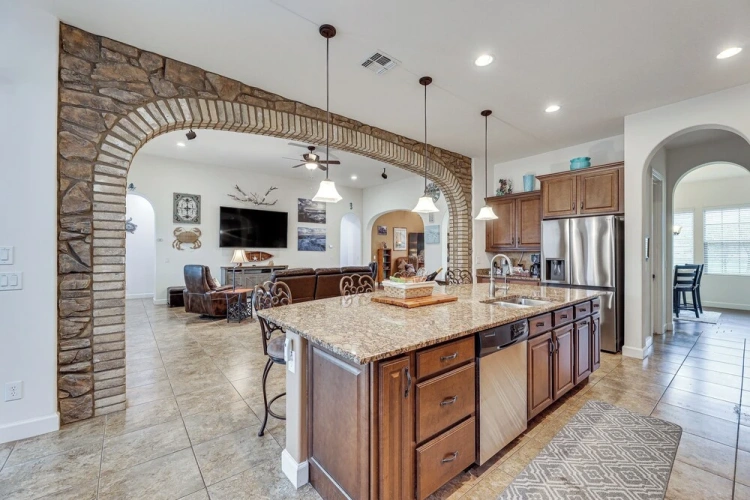 3 Bedrooms Cottage