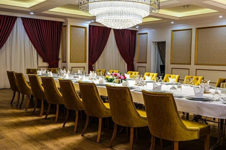 Zeenat Al-Hayat Basra Hotel