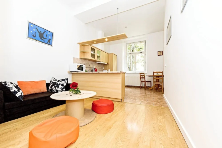 Chill Hill Apartments