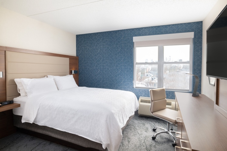 Holiday Inn Express & Suites Boston - Cambridge photo 8