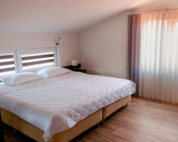 Demetra Apartments