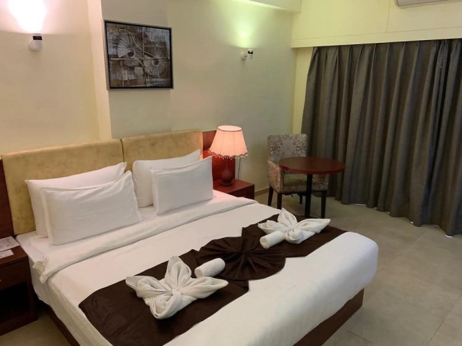 Superior Single room with balcony and with garden view