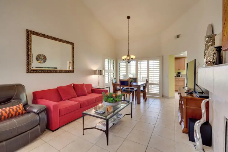 Pool Access & On-site Golf: Palm Desert Retreat!