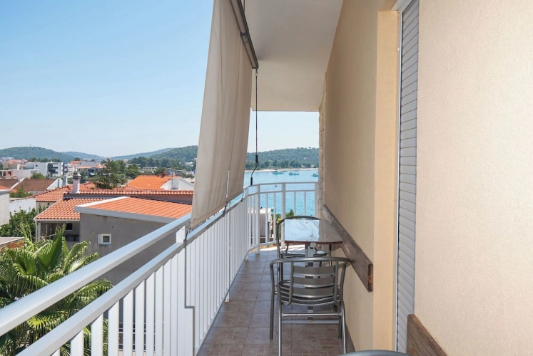 Apartment with balcony