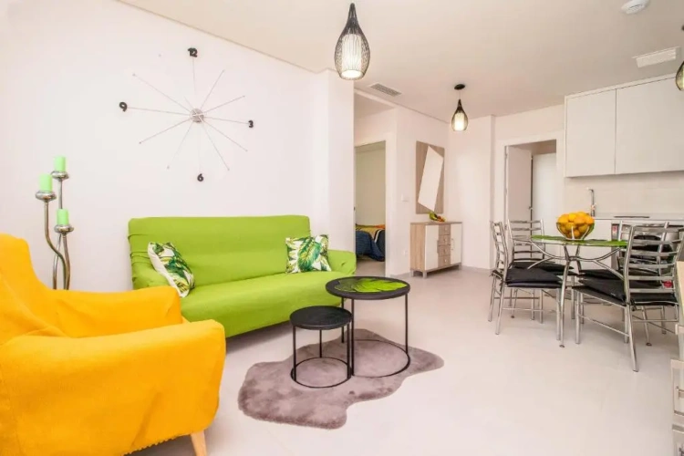 3 Bedrooms Apartment