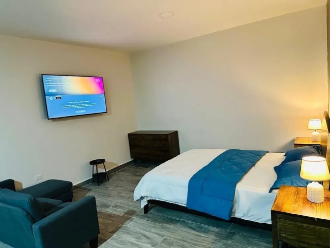 Deluxe Suite