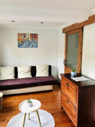 2 Bedrooms Cottage