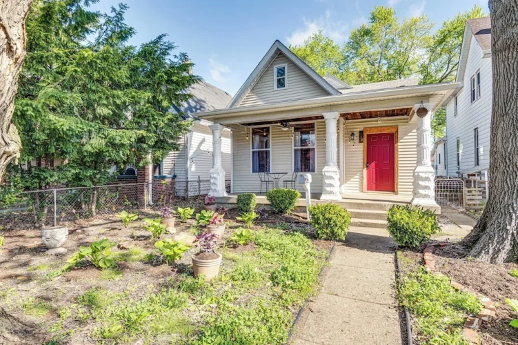 4 Bedrooms Cottage