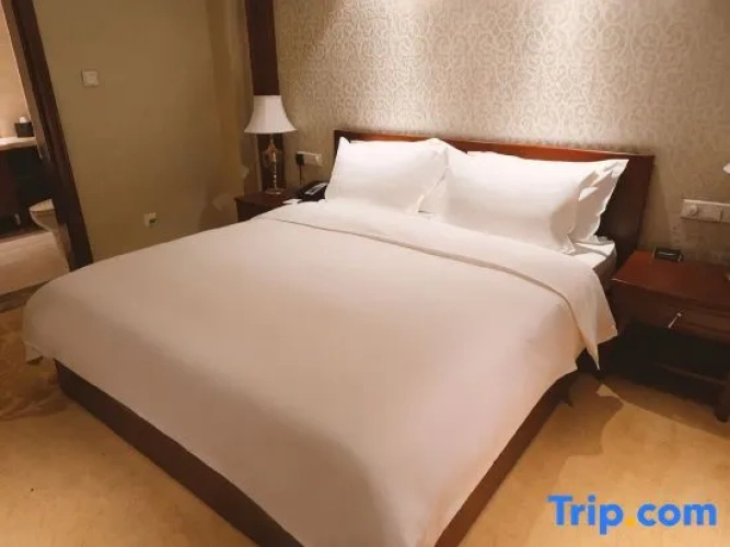 Deluxe Double Suite
