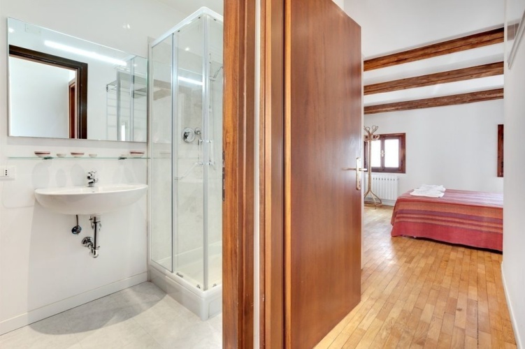 Piazzale Roma Venice Apartment