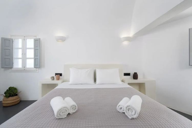 Deluxe Triple room with balcony and with sea view