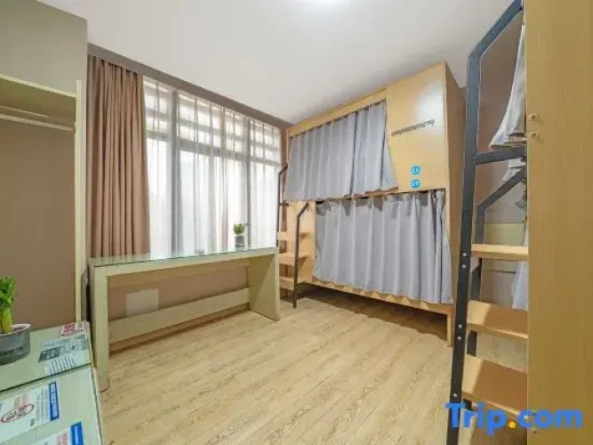 Bed in Dorm (female dorm)