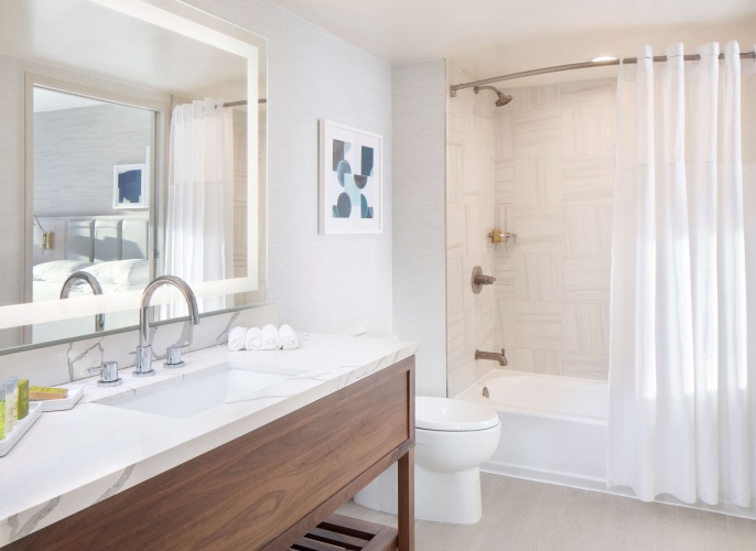 Hilton Santa Monica Hotel & Suites photo 10
