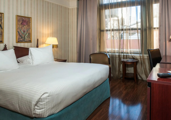 Avalon Hotel