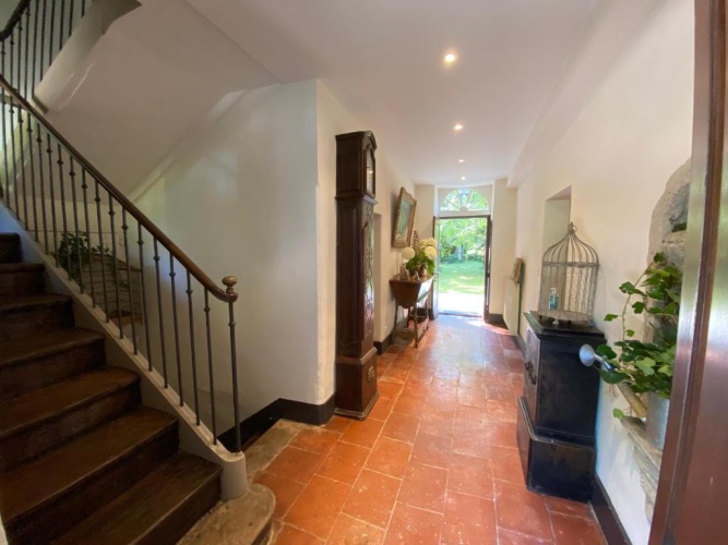 2 Bedrooms Cottage