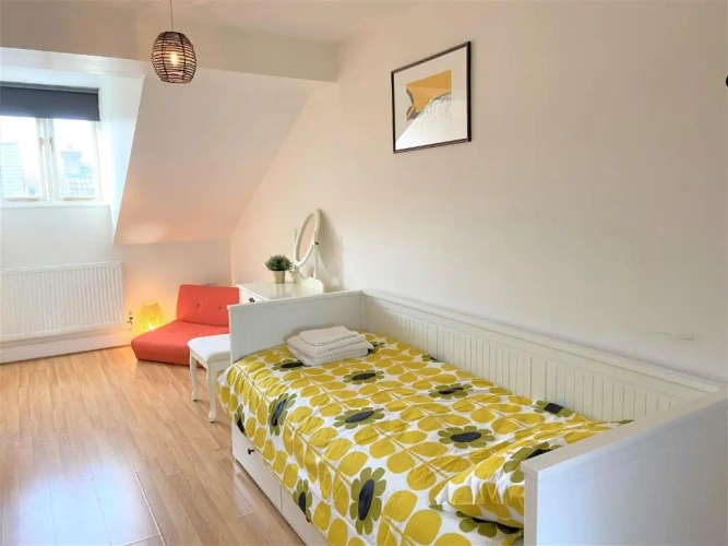 3 Bedrooms Cottage