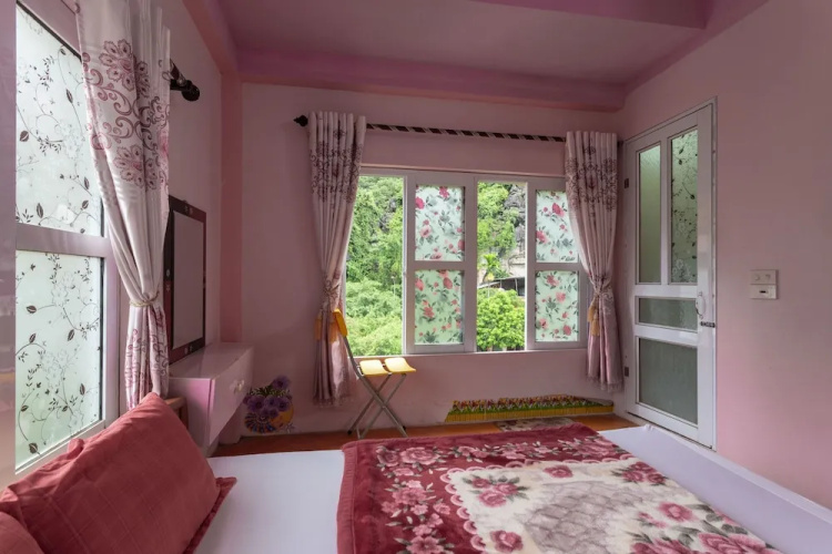 Tung Bach Homestay & Restaurant