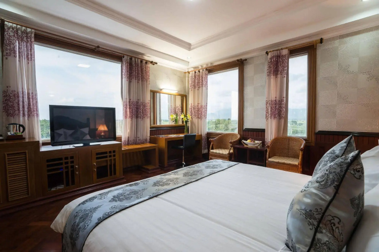 Hotel Shwe Pyi Thar