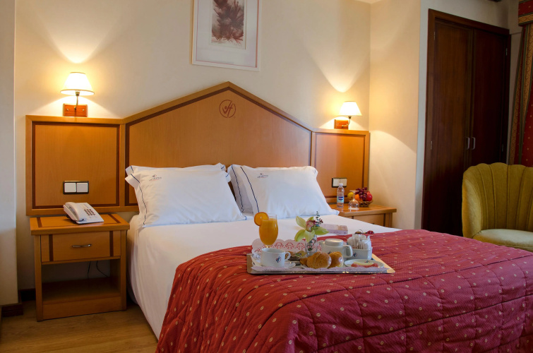 VIP Inn Berna Hotel