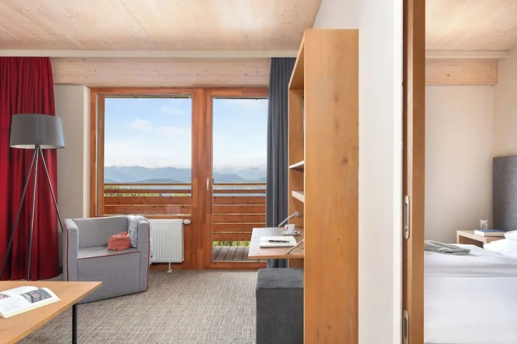 Comfort Family room with balcony