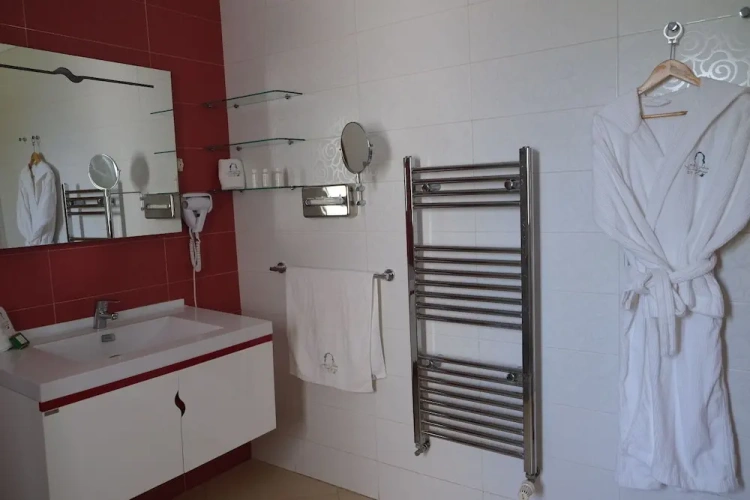 Comfort room