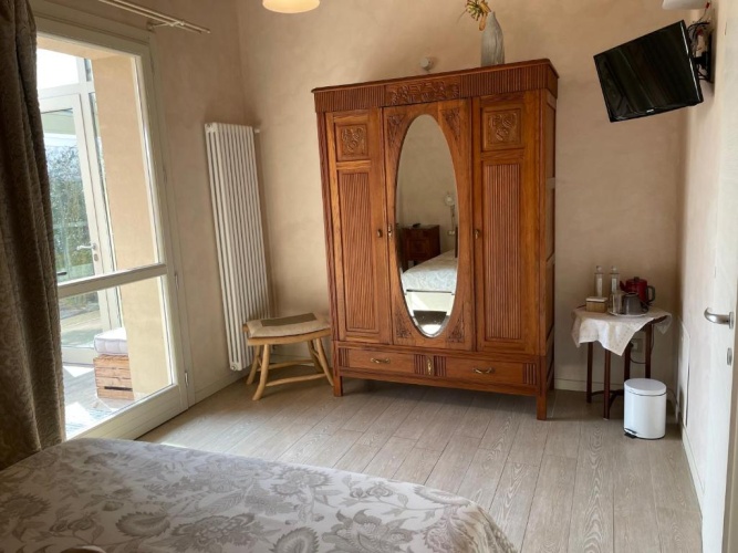 Economy Double room with view