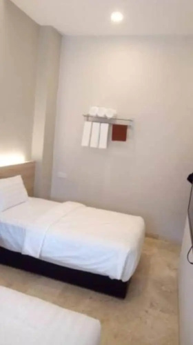 Cameronia Hotel