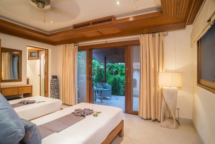 1 Bedroom Luxury Villa with garden view