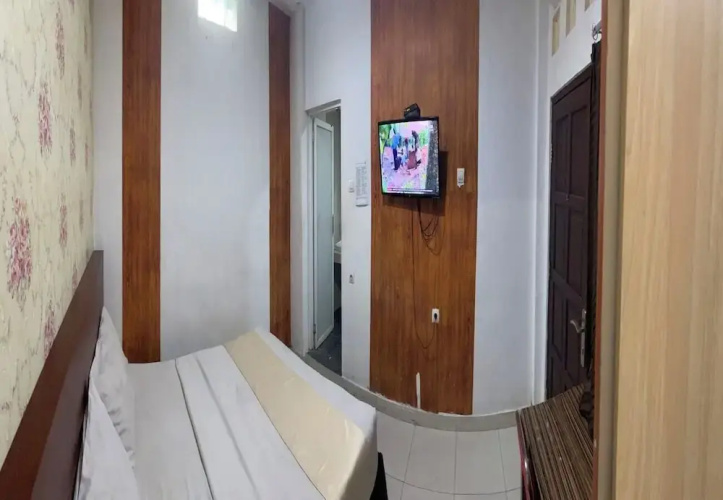99 Guest House