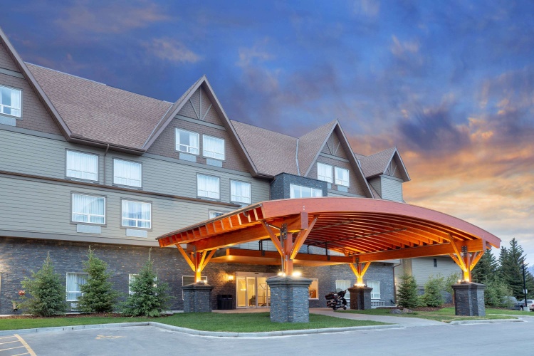 Super 8 by Wyndham Canmore photo 13