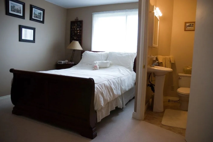 Joe-Lin Station Bed & Breakfast